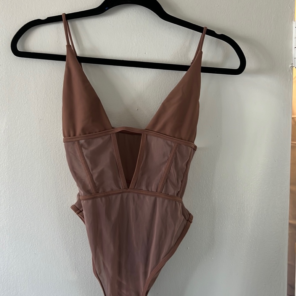XS Tobi mauve colored one piece bathing suit